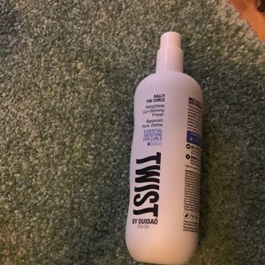 Curl Enhancing Primer - White
